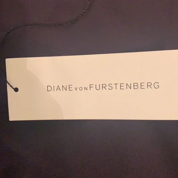 Diane Von Furstenberg Purple Sheath Dress with Long Bishop Sleeves for Cocktail - Picture 10 of 11